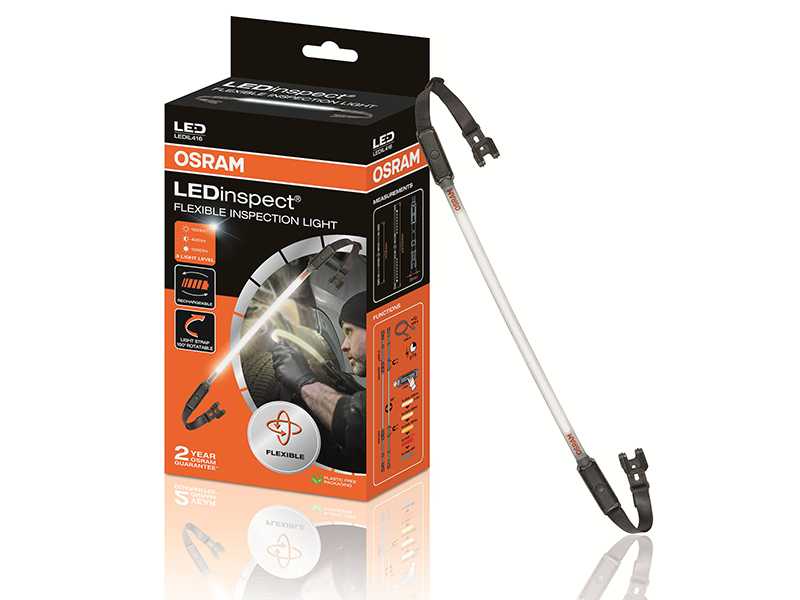 La lámpara de inspección flexible LEDinspect de OSRAM, que ofrece valor añadido para una revisión rápida, se muestra junto a su embalaje naranja y negro.